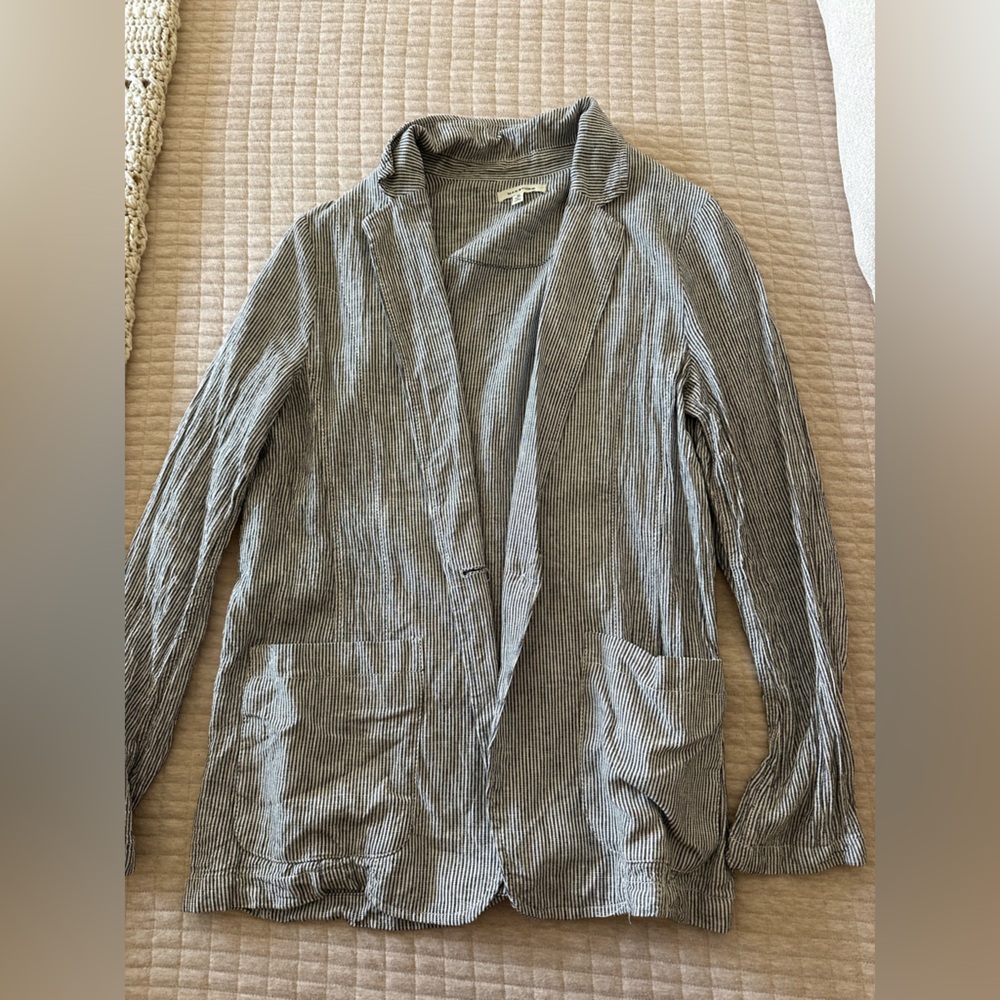 Light weight stripped blazer